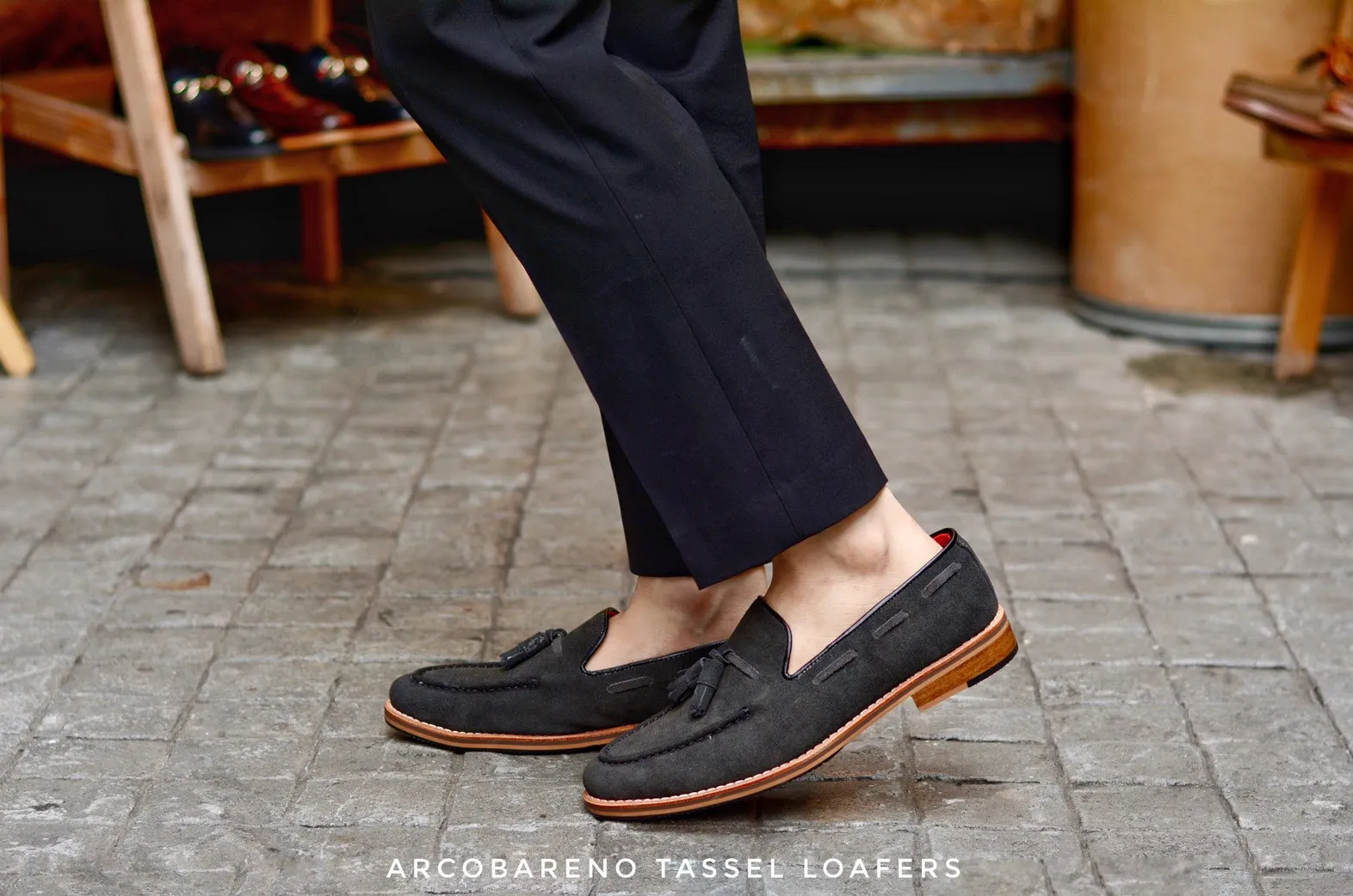 503 Tassel Loafers Suede SpaceGray x Cherry Red