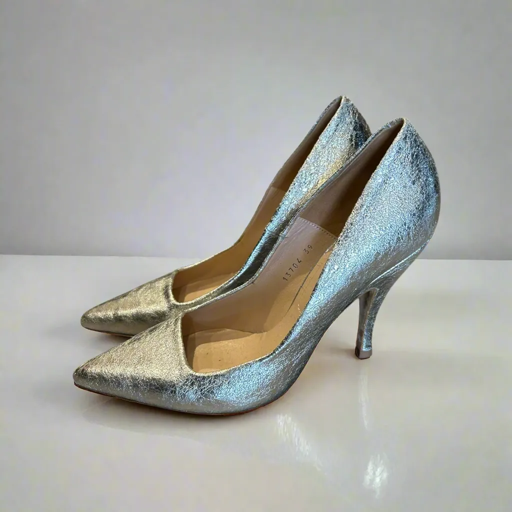 DRIES VAN NOTEN Silver Metallic Pumps - Size 39