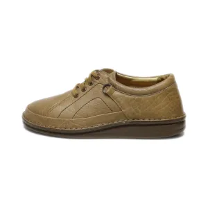 Finn Comfort Low-Top Sneakers Leather Brown Colour For Women