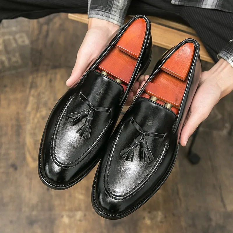 Hnzxzm Classic Men's Casual Loafers Driving Shoes Moccasin Fashion Male Comfortable Autumn Leather Shoes Men Lazy Tassel Dress Shoes