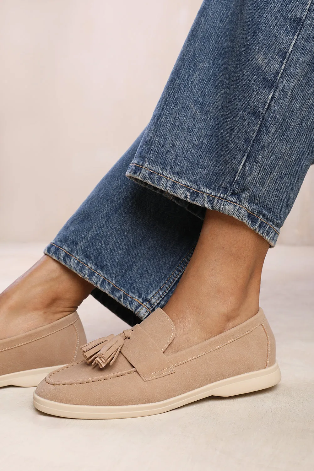 KENYA SLIP ON LOAFER WITH TASSEL DETAILING IN KHAKI SUEDE